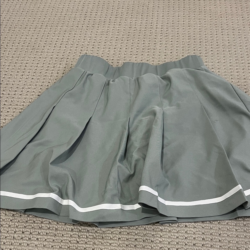 Varley Gray Mini Skirt with White Trim